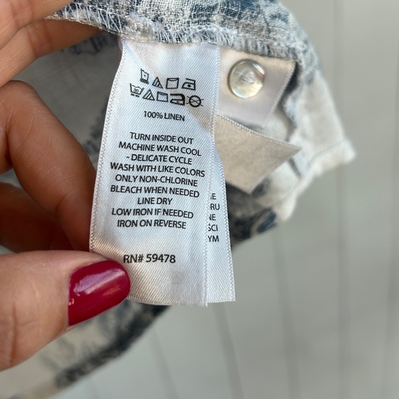 Rachel Zoe size L long sleeve button up shirt 100% linen white blue floral - Picture 12 of 12